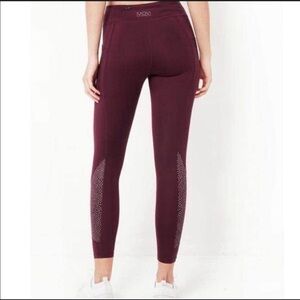 NWT Movi Activewear Lola Leggins